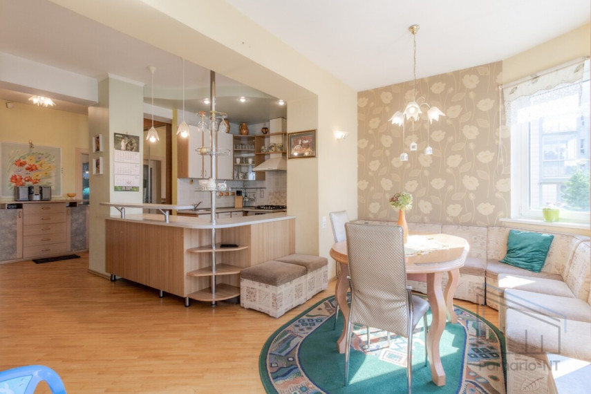 Parduodamas namas Jurginų g., Klaipėdos m., Klaipėdos m. sav., 122 m2 ploto, 3 aukštai 2