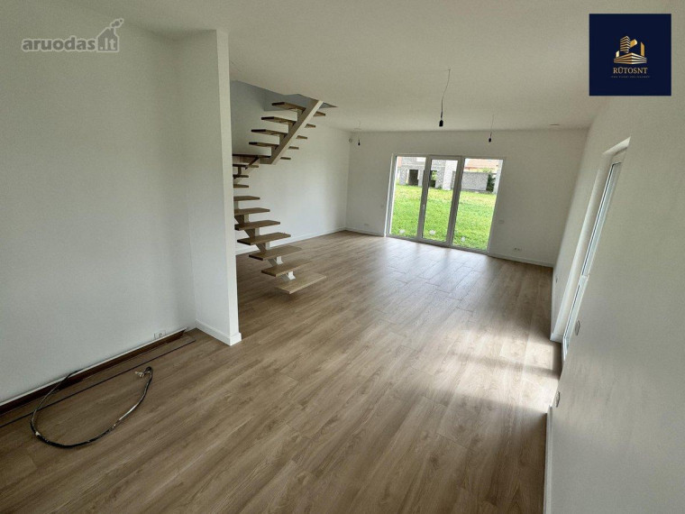 Parduodamas namas Klausmylių vs., Klaipėdos r. sav., 125.00 m² ploto 4 kambariai 5