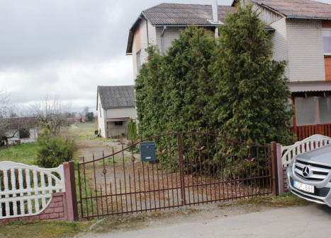 Parduodamas namas Kaštonų g., Paįstrio k., Panevėžio r. sav., 76.00 m² ploto 3 kambariai