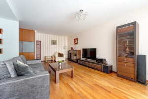 Nuomojamas butas Jonažolių g., Lazdynėliai, Vilniaus m., Vilniaus m. sav., 87.72 m2 ploto, 3 kambariai 2