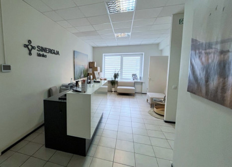 Nuomojamos administracinės, kitos paskirties patalpos Fabijoniškių  g. 99, Fabijoniškės, Vilniaus m., Vilniaus m. sav., 148.59 m2 ploto