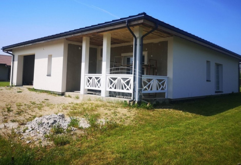 Parduodamas namas Šakinių k., Klaipėdos r. sav., 180 m2 ploto, 1 aukštai 2
