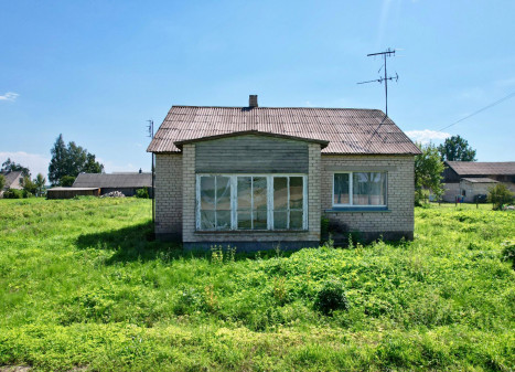 Parduodamas namas Vyšnių g., Dumbrių k., Akmenės r. sav., 77.93 m² ploto 2 kambariai
