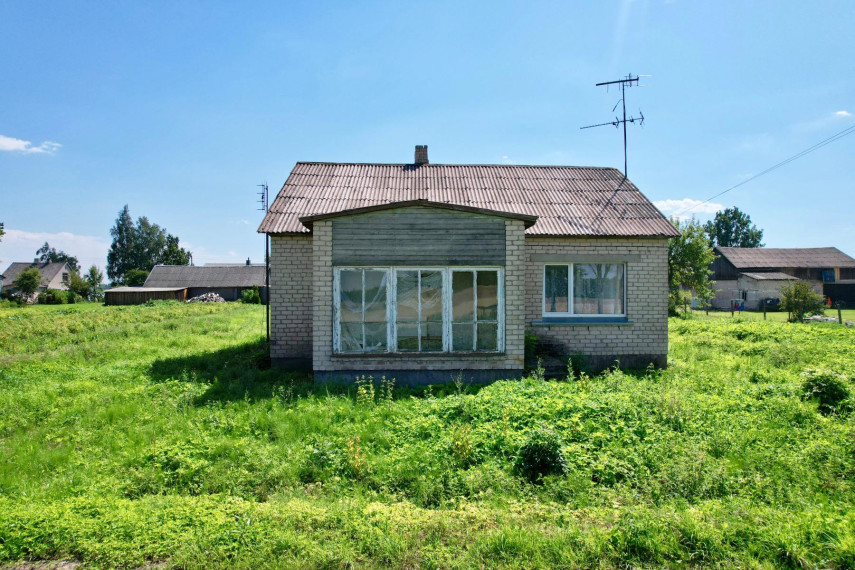 Parduodamas namas Vyšnių g., Dumbrių k., Akmenės r. sav., 77.93 m² ploto 2 kambariai 1