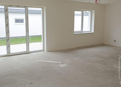 Parduodamas namas Kalotės k., Klaipėdos r. sav., 153 m2 ploto, 2 aukštai