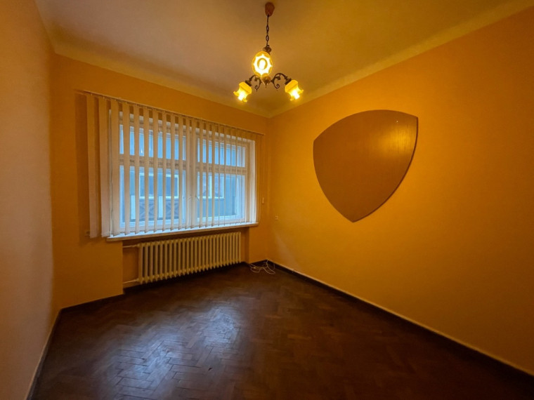 Nuomojamos administracinės, kitos paskirties, paslaugų, prekybos, sandėliavimo patalpos Druskininkų g., Senamiestis, Kauno m., Kauno m. sav., 35.26 m2 ploto 1