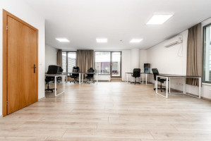 Nuomojamos administracinės, kitos paskirties patalpos Savanorių pr., Naujamiestis, Vilniaus m., Vilniaus m. sav., 80 m2 ploto 1