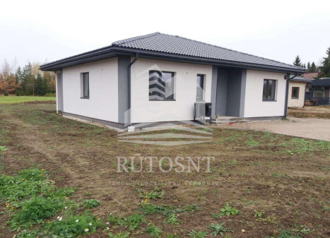Parduodamas namas Gargždų m., Klaipėdos r. sav., 100 m² ploto 4 kambariai