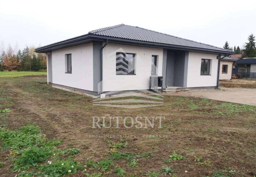 Parduodamas namas Gargždų m., Klaipėdos r. sav., 100 m² ploto 4 kambariai 1