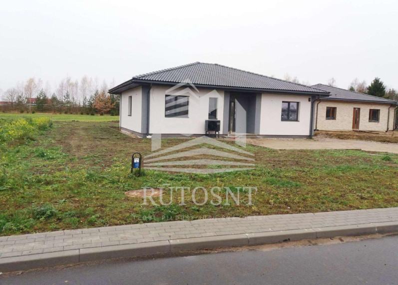 Parduodamas namas Gargždų m., Klaipėdos r. sav., 100 m² ploto 4 kambariai 3