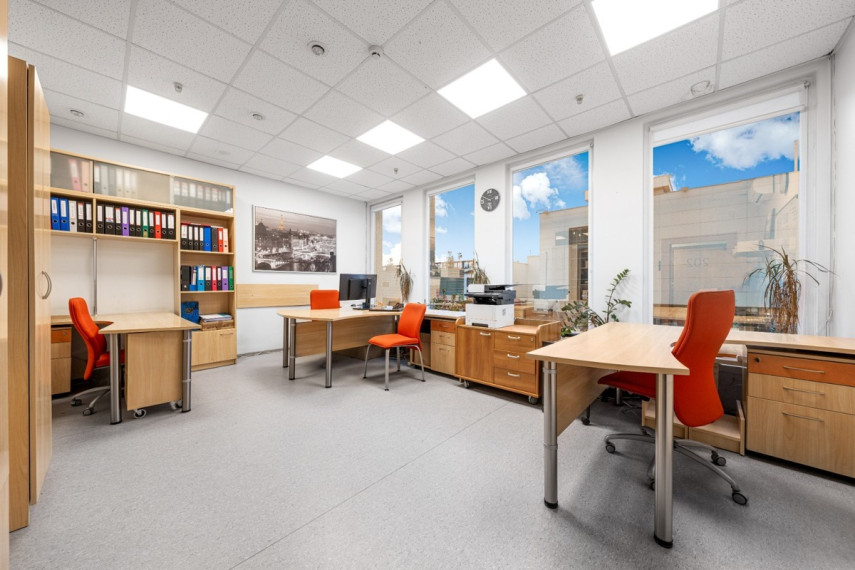 Nuomojamos administracinės patalpos Konstitucijos pr., Šnipiškės, Vilniaus m., Vilniaus m. sav., 24.52 m2 ploto 1