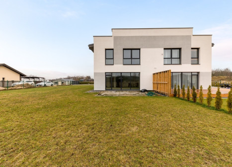 Parduodamas namas Pakupečių g., Didžiasalio k., Vilniaus r. sav., 140 m2 ploto, 2 aukštai