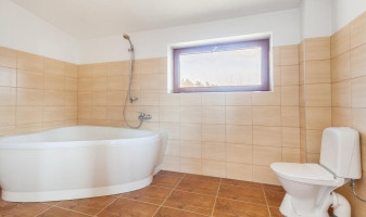 Parduodamas namas Miško g., Antaniškių k., Trakų r. sav., 222 m² ploto 4 kambariai 12