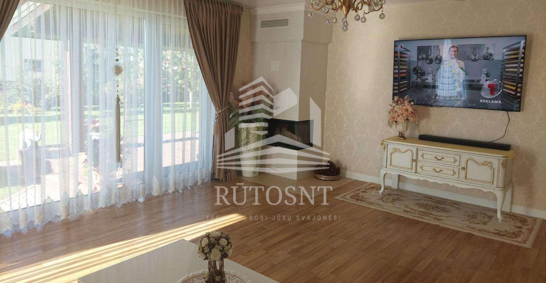 Parduodamas namas Slengių k., Klaipėdos r. sav., 205 m² ploto 5 kambariai 2