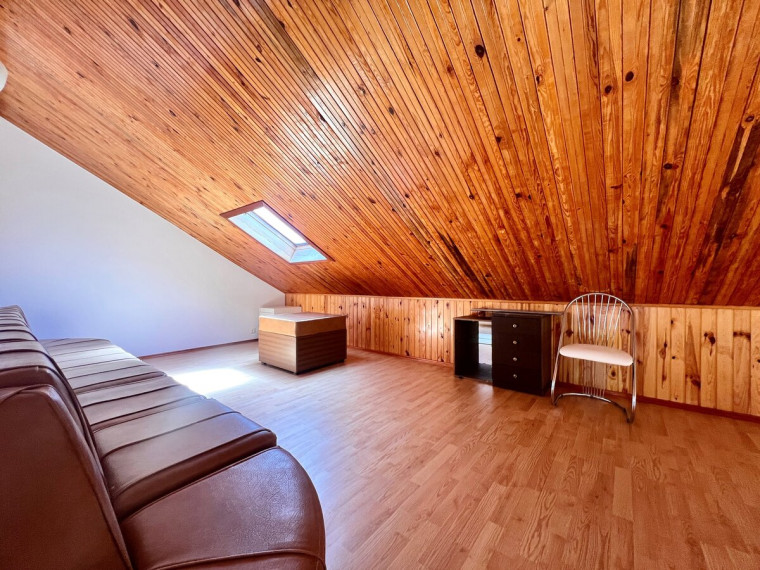 Parduodamas namas Vilties g., Rastinėnų k., Vilniaus r. sav., 202.36 m2 ploto, 2 aukštai 10