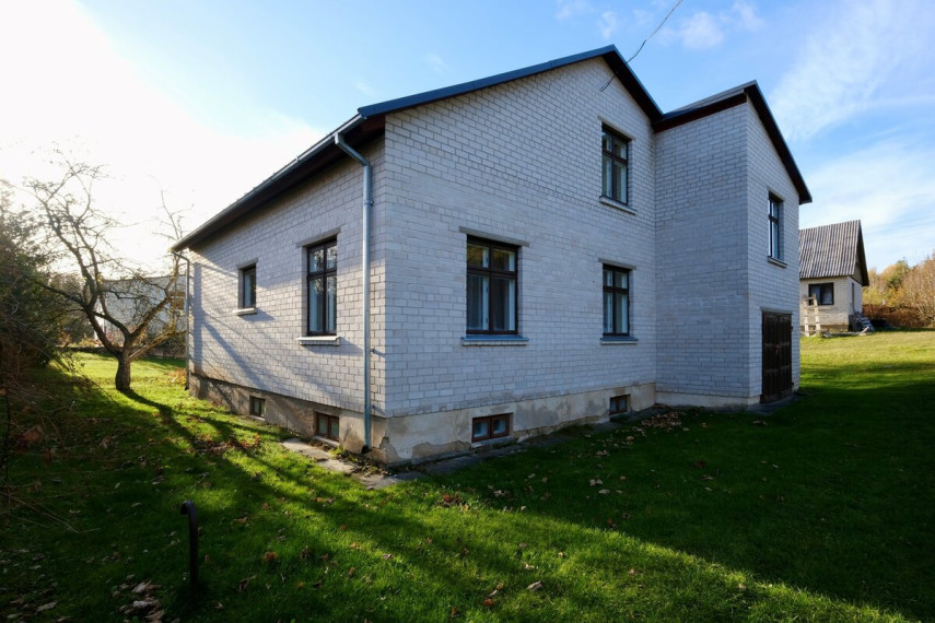 Parduodamas namas Vilties g., Rastinėnų k., Vilniaus r. sav., 202.36 m2 ploto, 2 aukštai 2