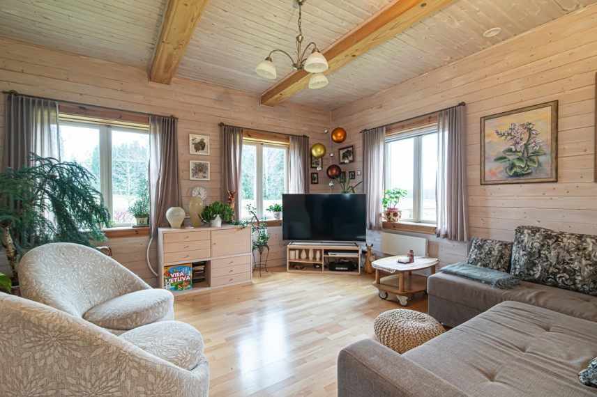 Parduodamas namas Ruzgiškių k., Utenos r. sav., 93.16 m2 ploto, 1 aukštai 2