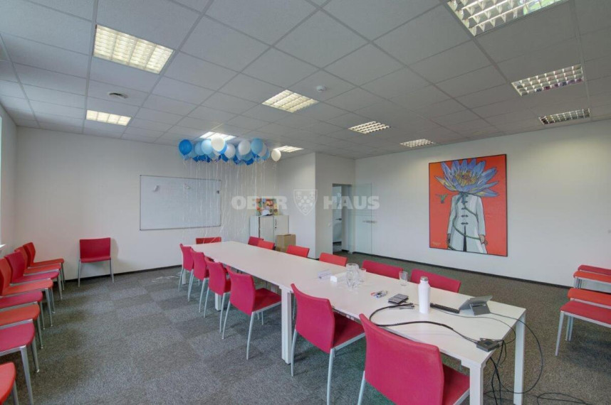 Nuomojamos administracinės patalpos Naujoji Riovonių g., Žemieji Paneriai, Vilniaus m., Vilniaus m. sav., 296.18 m2 ploto 1