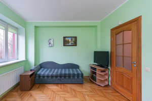 Parduodamas namas Aukščių g., Domeikavos k., Kauno r. sav., 270.07 m2 ploto, 2 aukštai 18