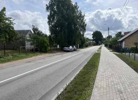 Parduodamas namas Radviliškio g., Zokniai, Šiaulių m., Šiaulių m. sav., 89.00 m² ploto 4 kambariai