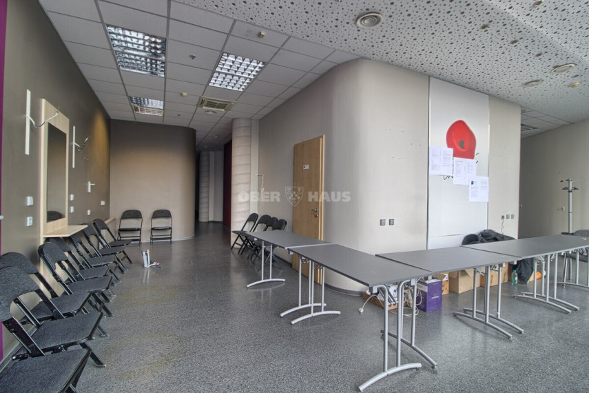 Nuomojamos administracinės, kitos paskirties, maitinimo patalpos Jono Jablonskio g., Žaliūkiai, Šiaulių m., Šiaulių m. sav., 220 m2 ploto 4