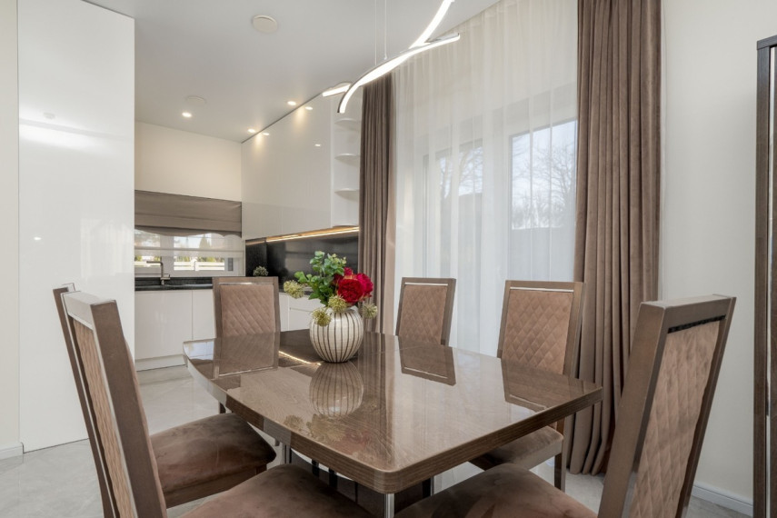 Parduodamas namas Gailašių g., Tarandė, Vilniaus m., Vilniaus m. sav., 140.9 m2 ploto, 2 aukštai 4