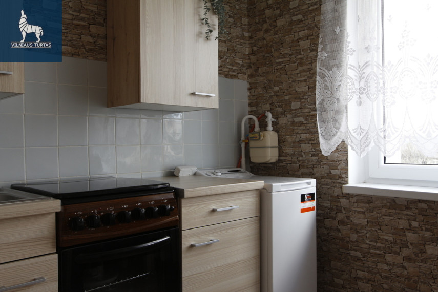 Parduodamas butas Varėnos m., Varėnos r. sav., 50.6 m2 ploto, 2 kambariai 17