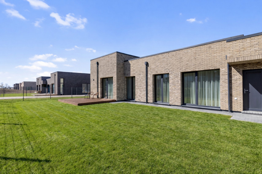 Parduodamas namas Bitininkų g., Didžiasalio k., Vilniaus r. sav., 102 m2 ploto, 1 aukštai 2