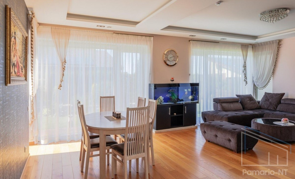 Parduodamas namas Ketvergių k., Klaipėdos r. sav., 154 m2 ploto, 2 aukštai 2