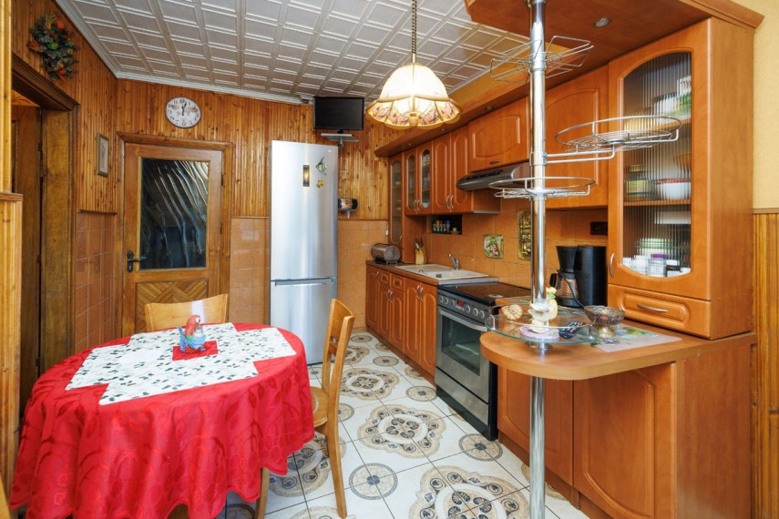 Parduodamas namas Parko g., Ariogalos m., Raseinių r. sav., 238.15 m2 ploto, 2 aukštai 2