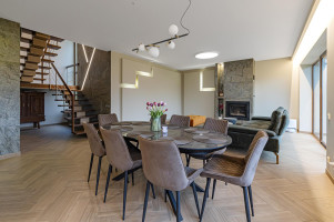 Parduodamas namas Tujų g., Garliavos m., Kauno r. sav., 214 m² ploto 4 kambariai 1