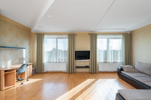 Parduodamas namas Tujų g., Garliavos m., Kauno r. sav., 214 m² ploto 4 kambariai 18