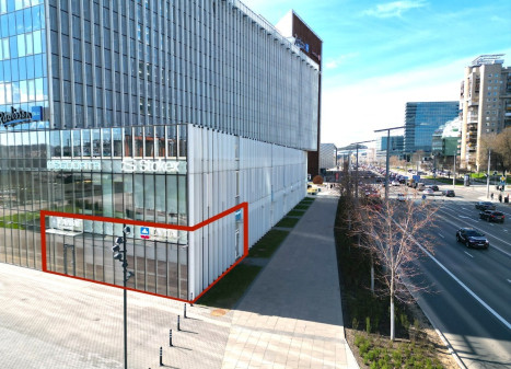 Nuomojamos administracinės, paslaugų, prekybos patalpos Konstitucijos g.18, Šnipiškės, Vilniaus m., Vilniaus m. sav., 136.6 m2 ploto