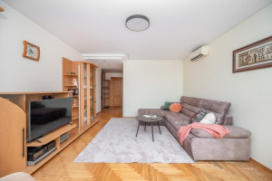 Parduodamas butas Justiniškių g., Justiniškės, Vilniaus m., Vilniaus m. sav., 60 m2 ploto, 3 kambariai 3