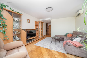 Parduodamas butas Justiniškių g., Justiniškės, Vilniaus m., Vilniaus m. sav., 60 m2 ploto, 3 kambariai 6