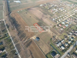 Parduodamas namų valdos paskirties sklypas Rožių g., Kairių mstl., Šiaulių r. sav., 10 a ploto 9