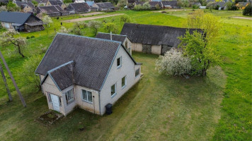 Mūrinis gyv. namas Panevėžio r., Užunevėžių k., Tylos g. 2 5