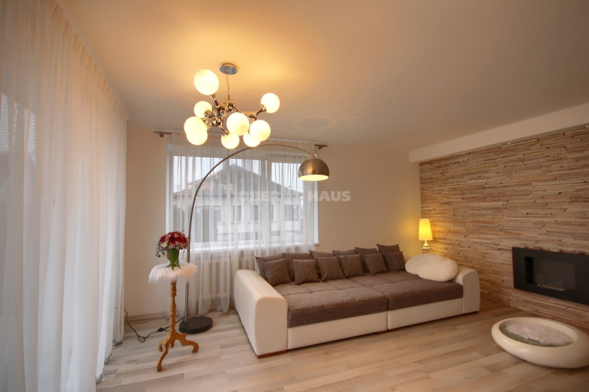 Parduodamas namas Žaisos g., Vaišvydava, Kauno m., Kauno m. sav., 302.84 m2 ploto, 3 aukštai 2