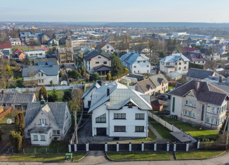 Parduodamas namas Žygaičių g., Sargėnai, Kauno m., Kauno m. sav., 346 m2 ploto, 2 aukštai