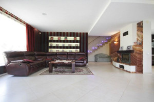 Parduodamas namas Rėkyvos g., Centras, Šiaulių m., Šiaulių m. sav., 237.54 m² ploto 6 kambariai 15