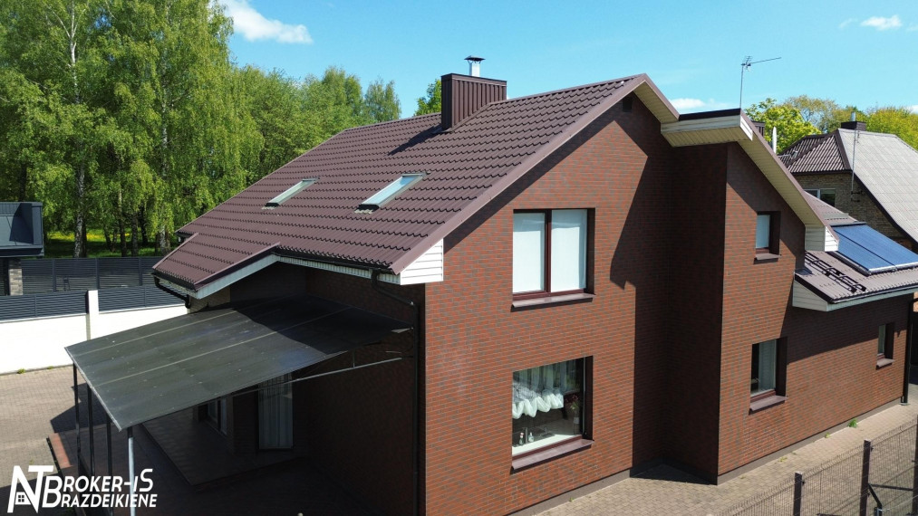 Parduodamas namas Rėkyvos g., Centras, Šiaulių m., Šiaulių m. sav., 237.54 m² ploto 6 kambariai 3