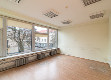 Nuomojamos administracinės patalpos A. Juozapavičiaus g., Vilniaus m., Vilniaus m. sav., 560 m2 ploto