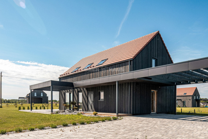 Parduodamas namas Blizgių g., Grabių k., Klaipėdos r. sav., 141.45 m2 ploto, 2 aukštai 10