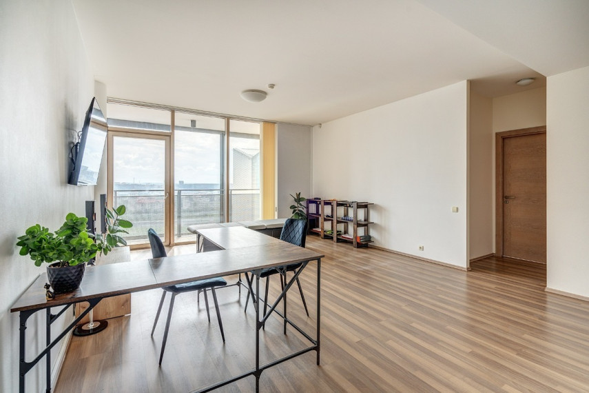 Parduodamas butas Konstitucijos pr., Šnipiškės, Vilniaus m., Vilniaus m. sav., 70.6 m2 ploto, 2 kambariai 5
