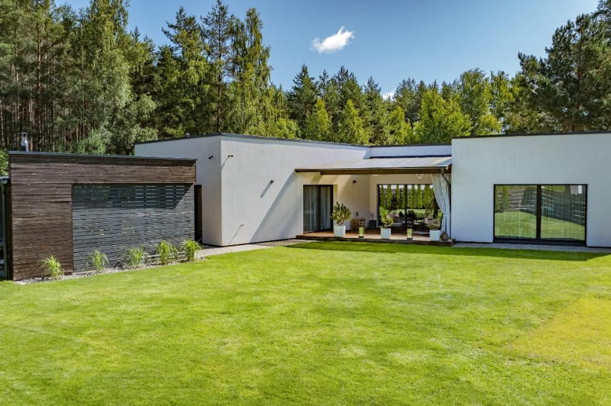 Parduodamas namas Vilniaus g., Molėtų m., Molėtų r. sav., 174.56 m² ploto 4 kambariai 1