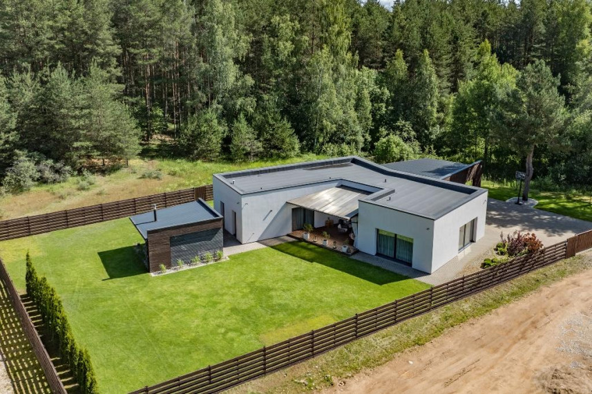 Parduodamas namas Vilniaus g., Molėtų m., Molėtų r. sav., 174.56 m² ploto 4 kambariai 2