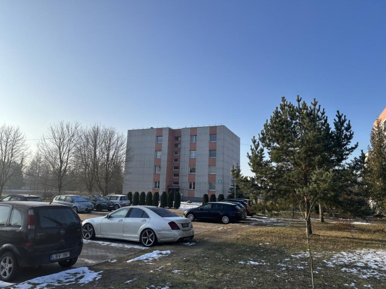 Parduodamas butas Kęstučio g., Akmenės m., Akmenės r. sav., 67.62 m² ploto 3 kambariai 1