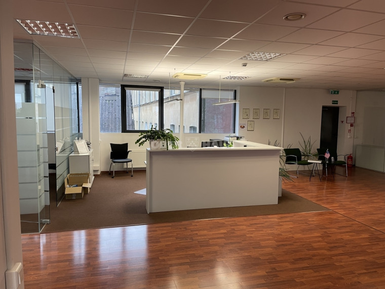 Nuomojamos administracinės patalpos Pylimo g., Senamiestis, Vilniaus m., Vilniaus m. sav., 200 m2 ploto 6