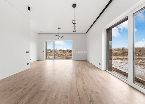 Parduodamas namas Griežlių g. , Salininkai, Vilniaus m., Vilniaus m. sav., 110 m2 ploto, 2 aukštai