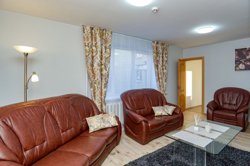 Nuomojamas butas Dainavos g., Pilėnai, Panevėžio m., Panevėžio m. sav., 69.96 m2 ploto, 3 kambariai 5
